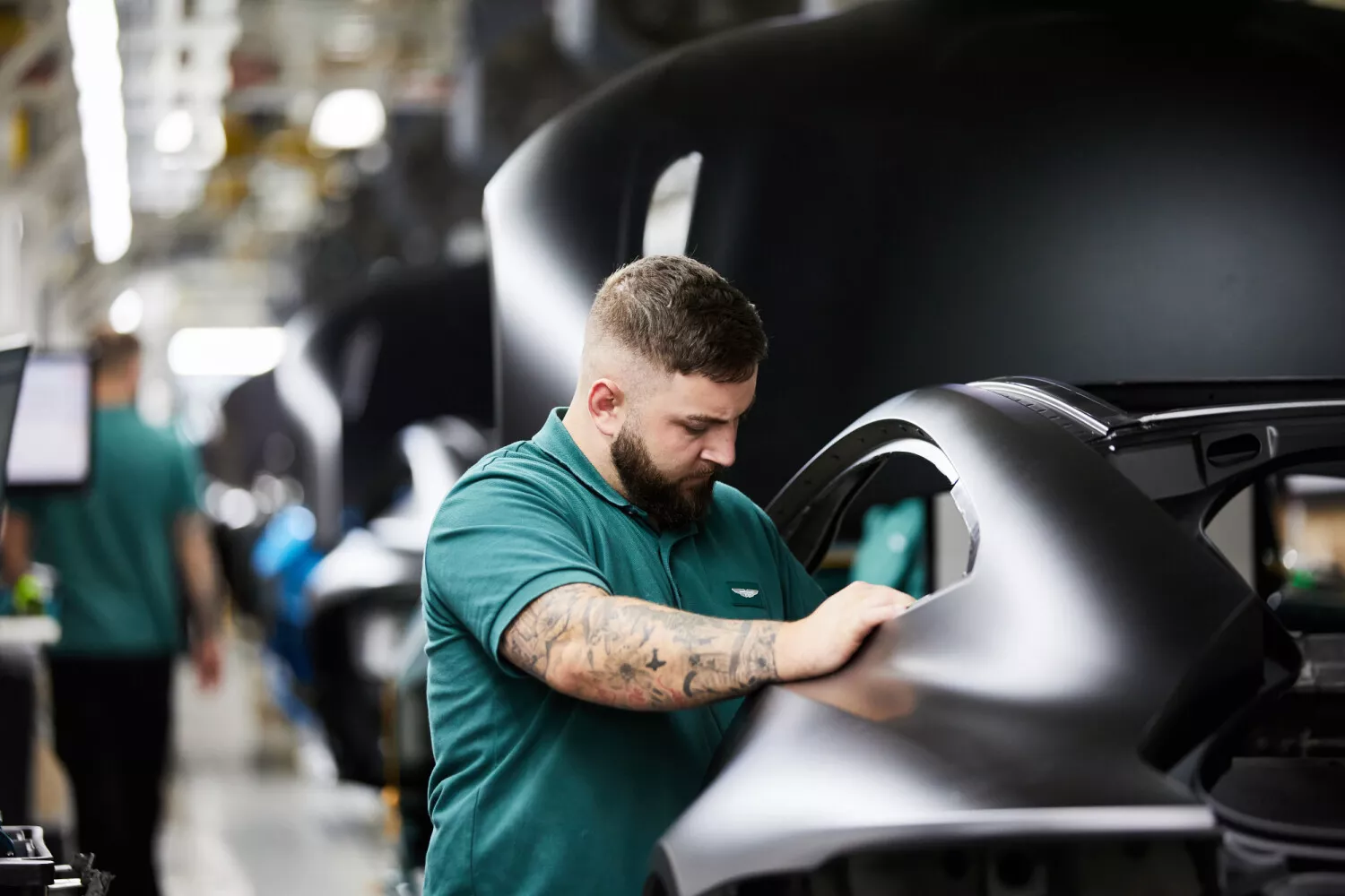 Aston Martin to create new manufacturing jobs_03-jpg