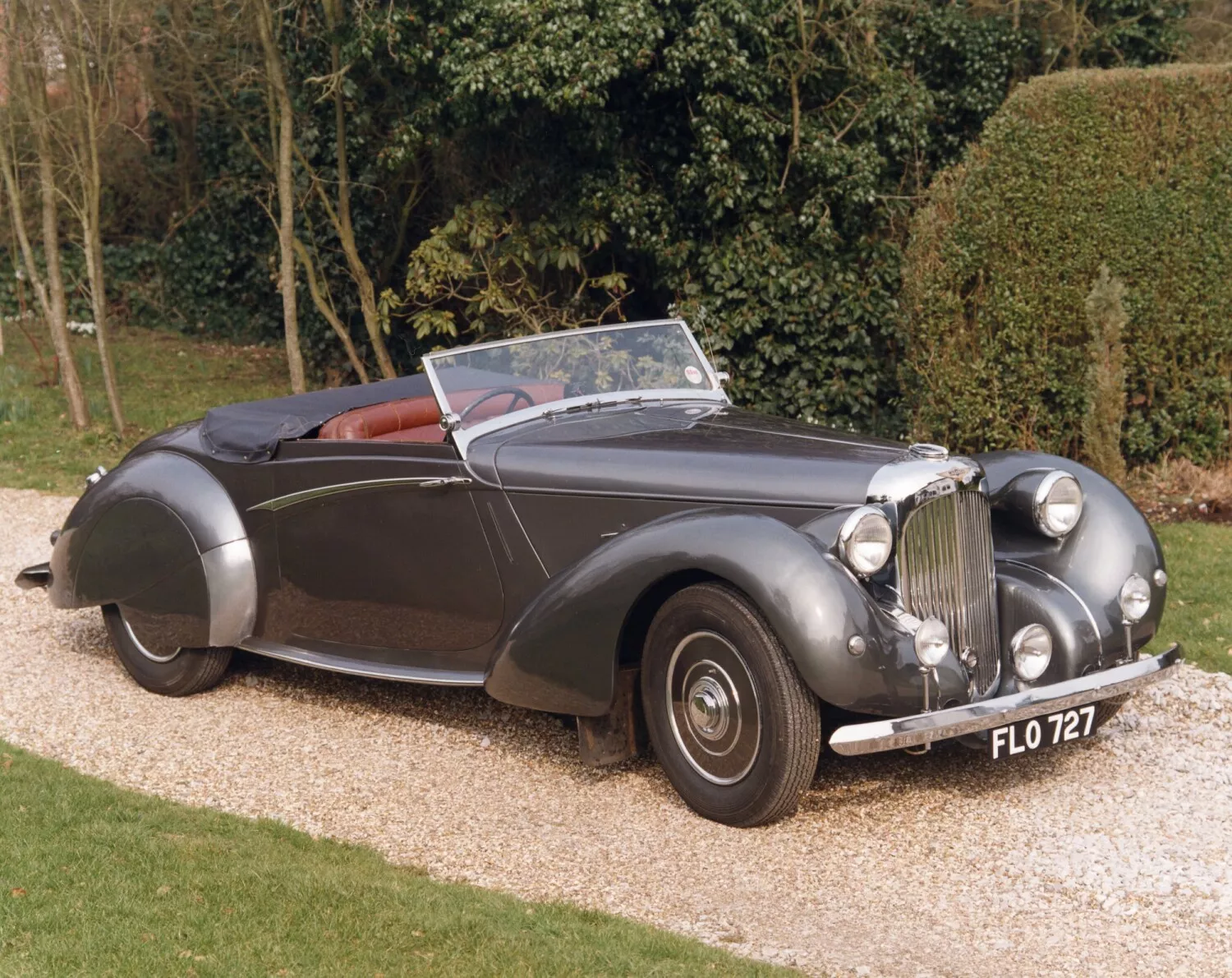 1939 – LAGONDA V12 RAPIDE 2-jpg