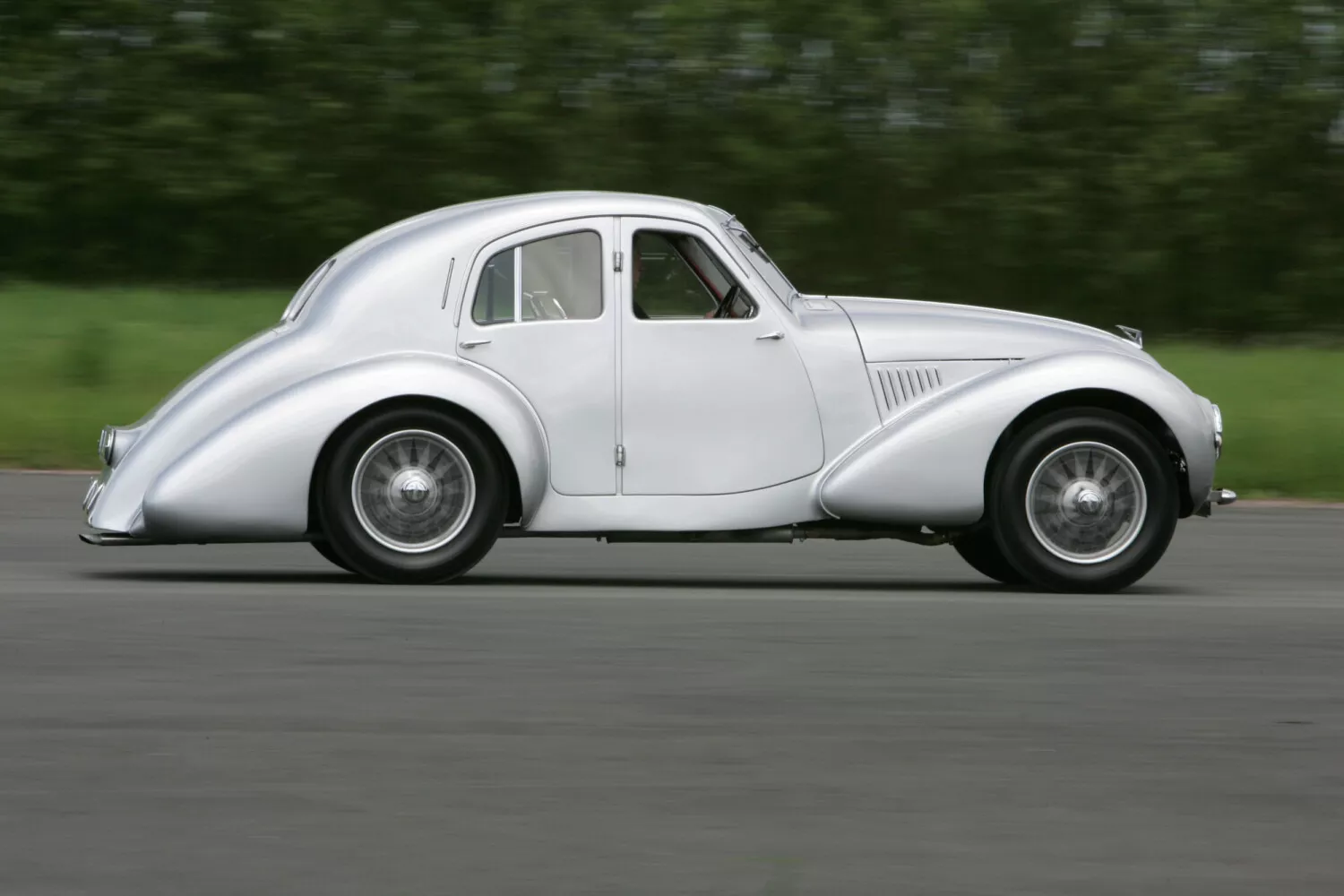 1939 – 1944 ATOM 1-jpg